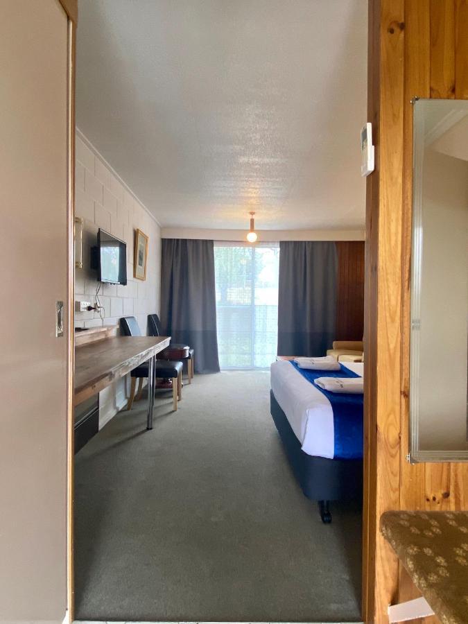 Snow Season Motor Inn คูมา ภายนอก รูปภาพ